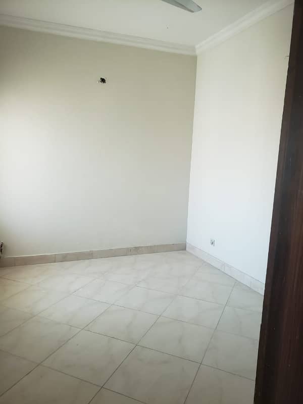 2 bed 2nd floor for rent near bostan khan road chaklala scheme 3 2