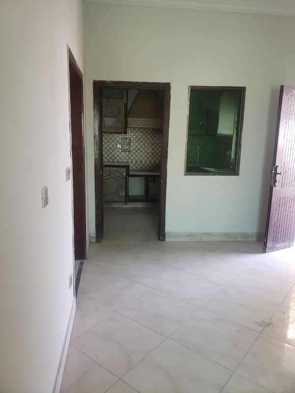 2 bed 2nd floor for rent near bostan khan road chaklala scheme 3 3