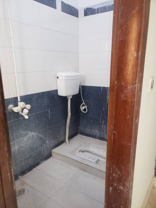 2 bed 2nd floor for rent near bostan khan road chaklala scheme 3 4