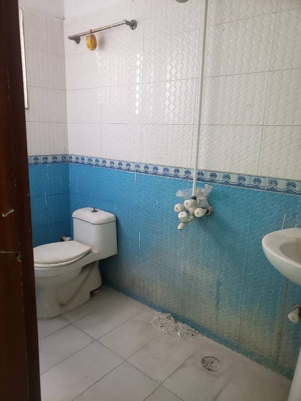 2 bed 2nd floor for rent near bostan khan road chaklala scheme 3 7