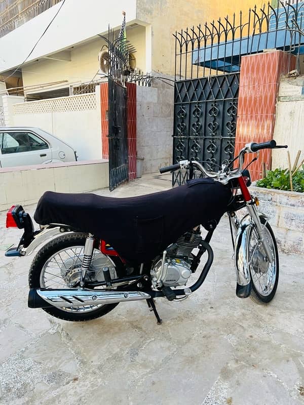 Honda 125 Karachi Number 2