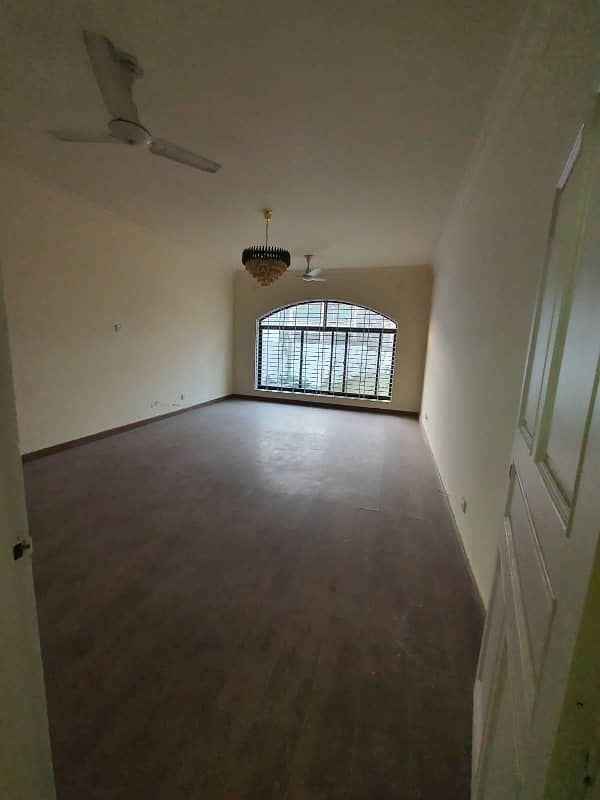 Three bed apartment available for rent in Executive suites F-11 Islamabad 10