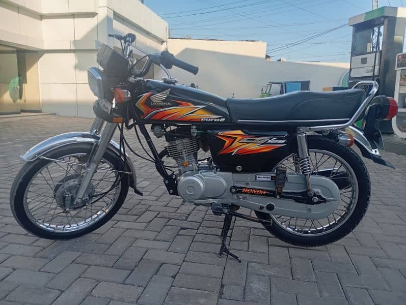 HONDA CG 125 2021 condition 10/10 1