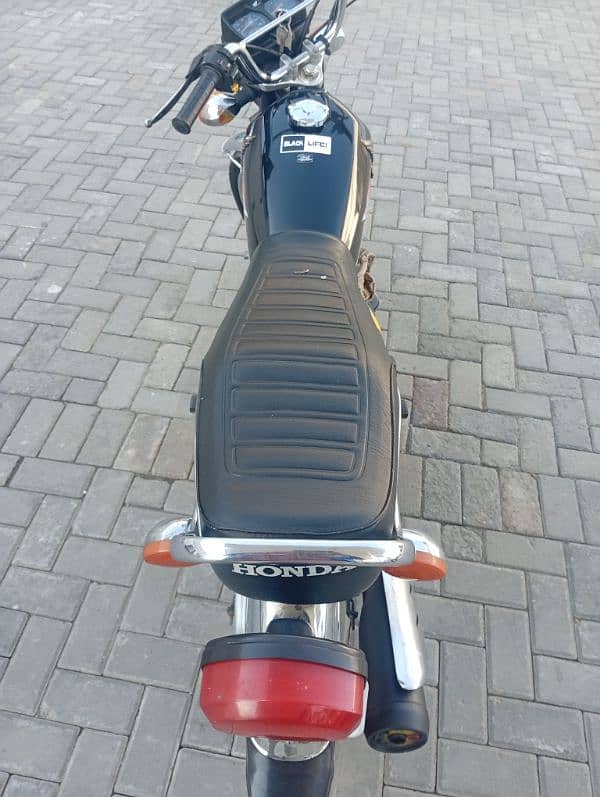 HONDA CG 125 2021 condition 10/10 10