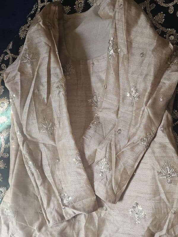 Mehndi lehnga 2