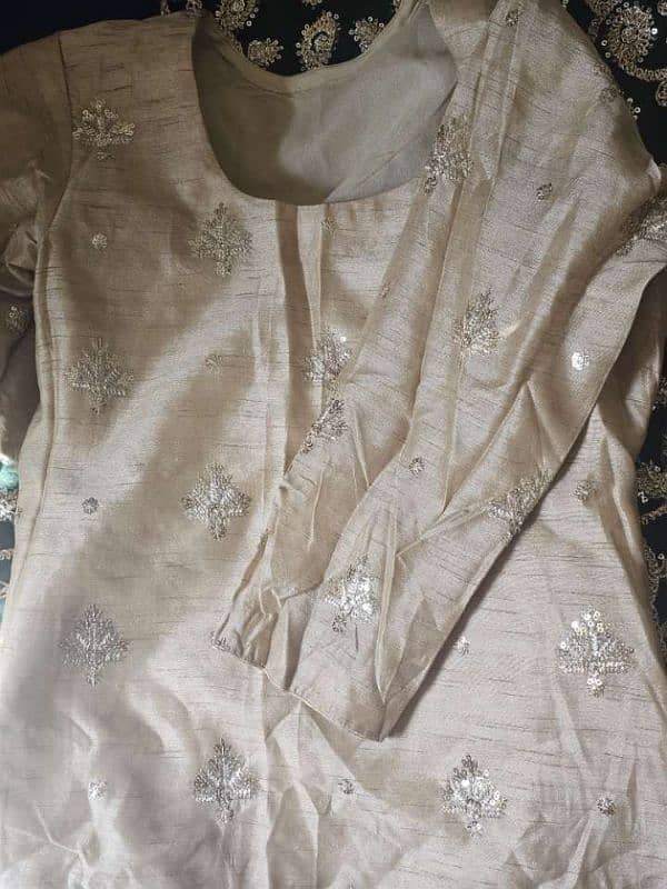 Mehndi lehnga 3