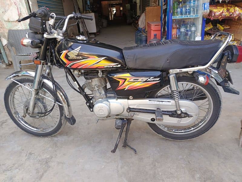 Honda 125 model 2021 clean bike 1