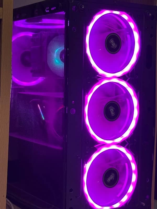 RTX 2060 6gb , I7 4th, 16GB, 256GB, 500GB, Gaming Casing RGB 3