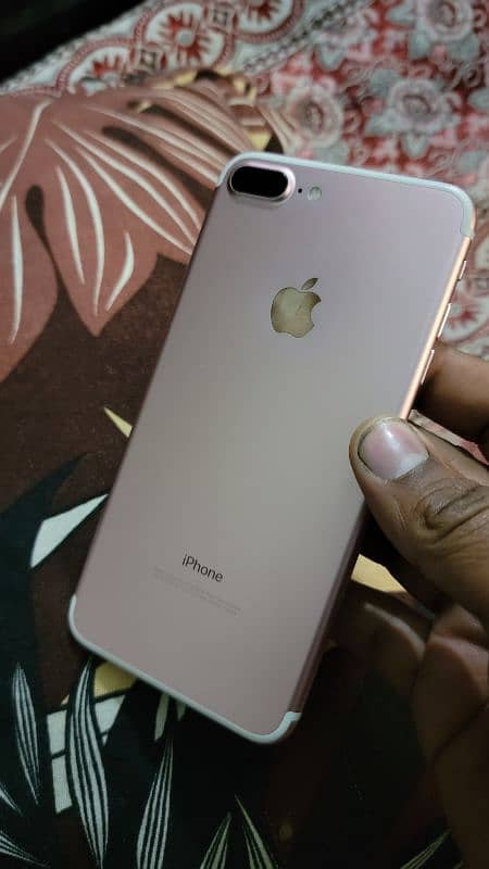 Apple iPhone 7 plus 128gb sale and exchange 1