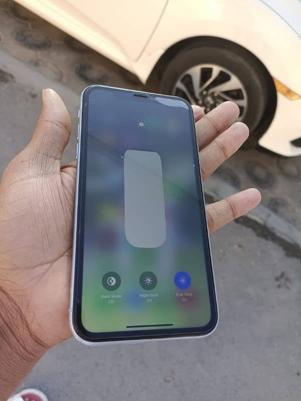 iphone XR No PTA  256gb factory unlock 1