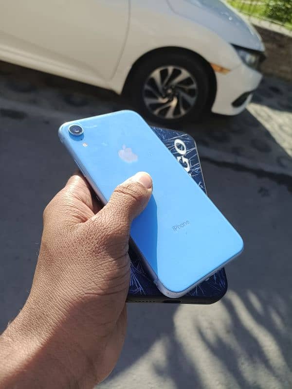 iphone XR No PTA  256gb factory unlock 5