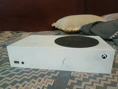 Xbox Series S (512 GB) with Controller & FC24 + Asseto Corsa