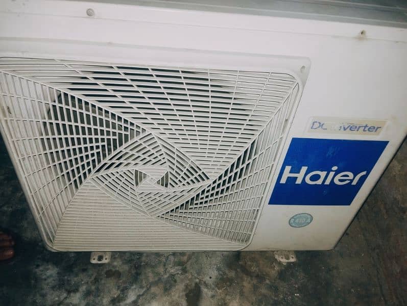 AC Haier 1.5 inverter heat & cool 0