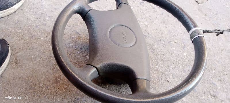 Suzuki baleno Cultus margala steering wheel available all Suzuki 1