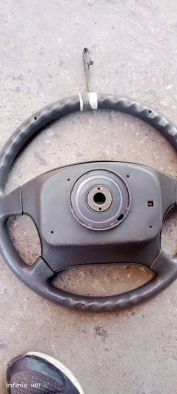 Suzuki baleno Cultus margala steering wheel available all Suzuki 3