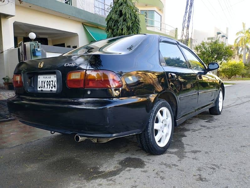 Honda Civic VTi 1995 3