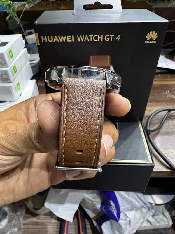 Huawei Watch GT 4 3