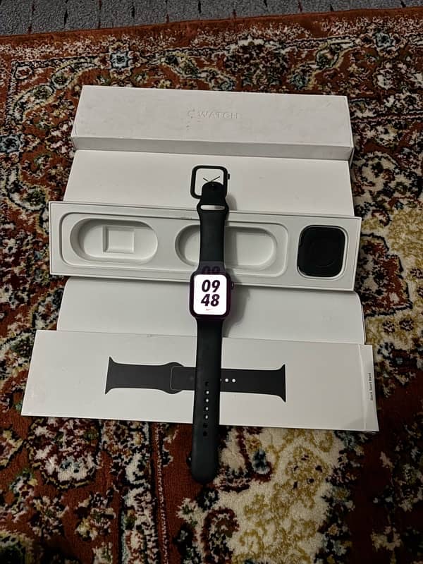 Apple watch series 4 44mm with box 2