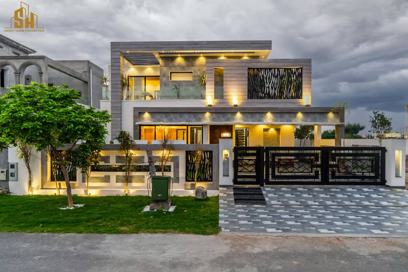 Beautiful Designed 1 Kanal Modern House For Sale In DHA Phase 7 0