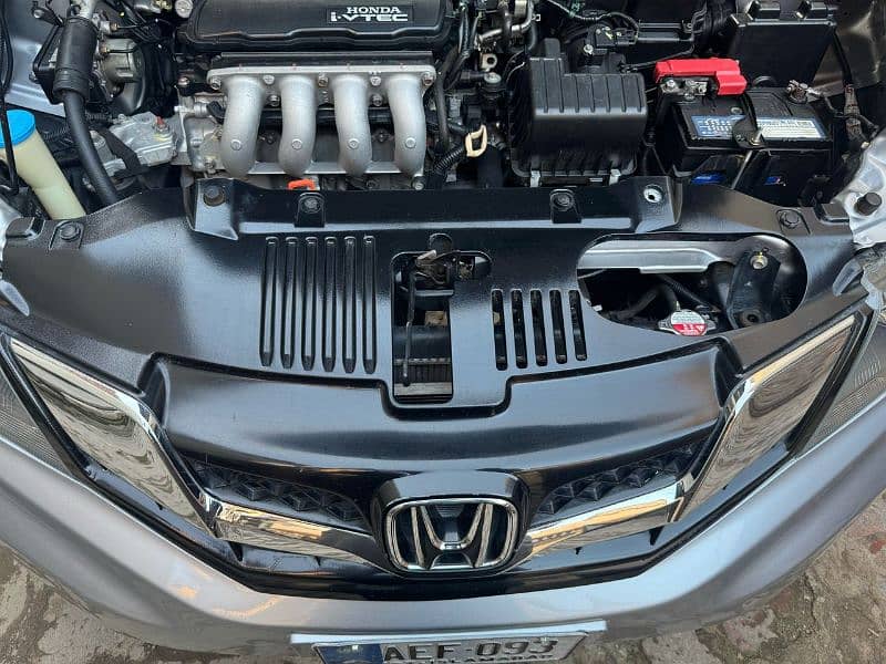 Honda City IVTEC 2017 total genion car 1.5 hai 19