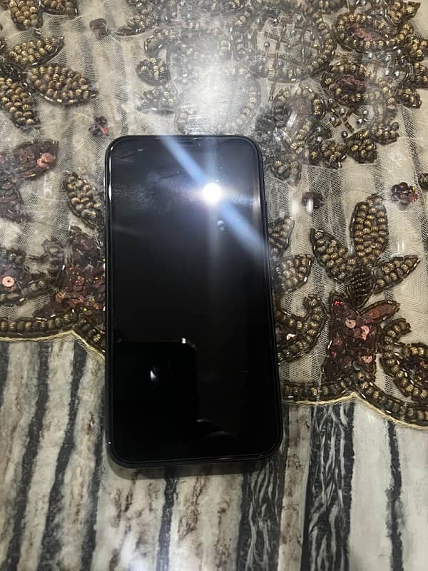 Iphone 11 Dual sim pta approved 6