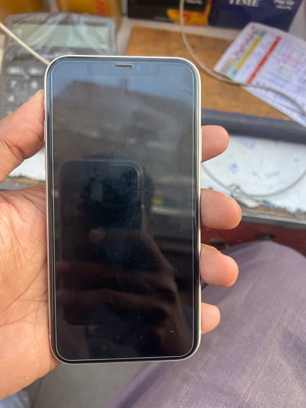 iPhone 11 128gb pta approved dual sim 1