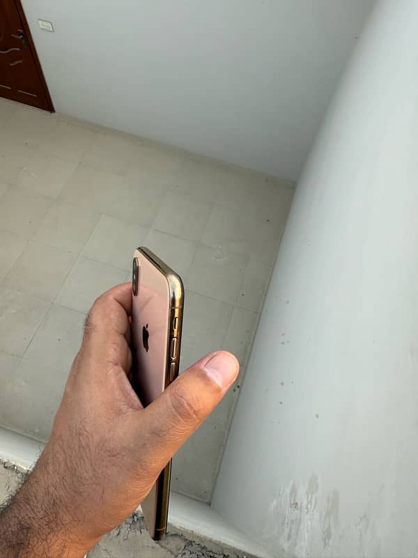 iphone xs max 3