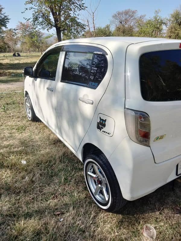 Daihatsu Mira 2013 0