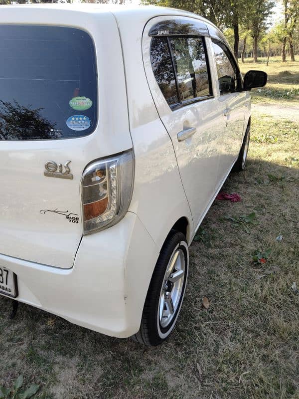 Daihatsu Mira 2013 3