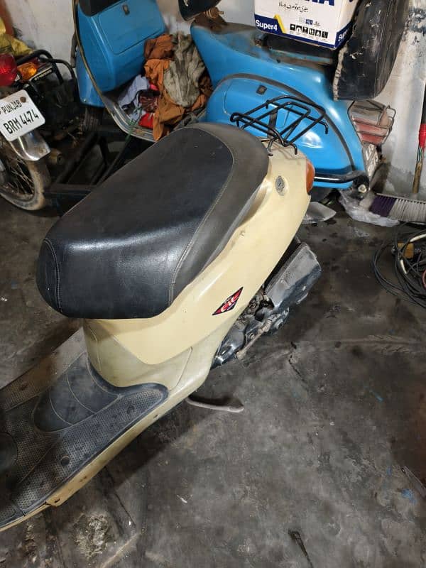 Honda Scooty 49cc self and kick start 2