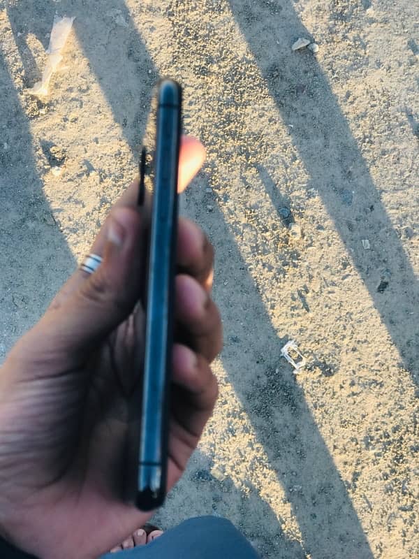 Iphone X 64 gb for sale black color 6