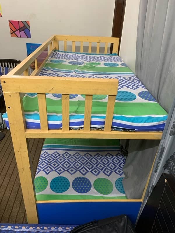 Bunk bed without matresses for sale 2