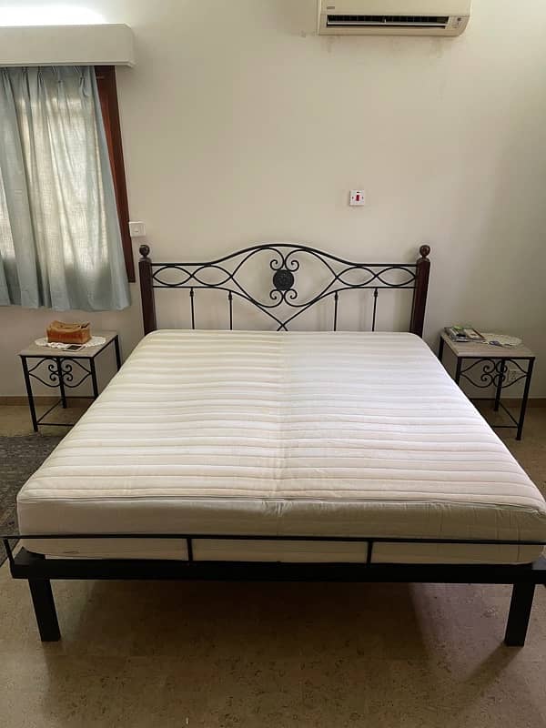 Wrought Iron Bed Set 0