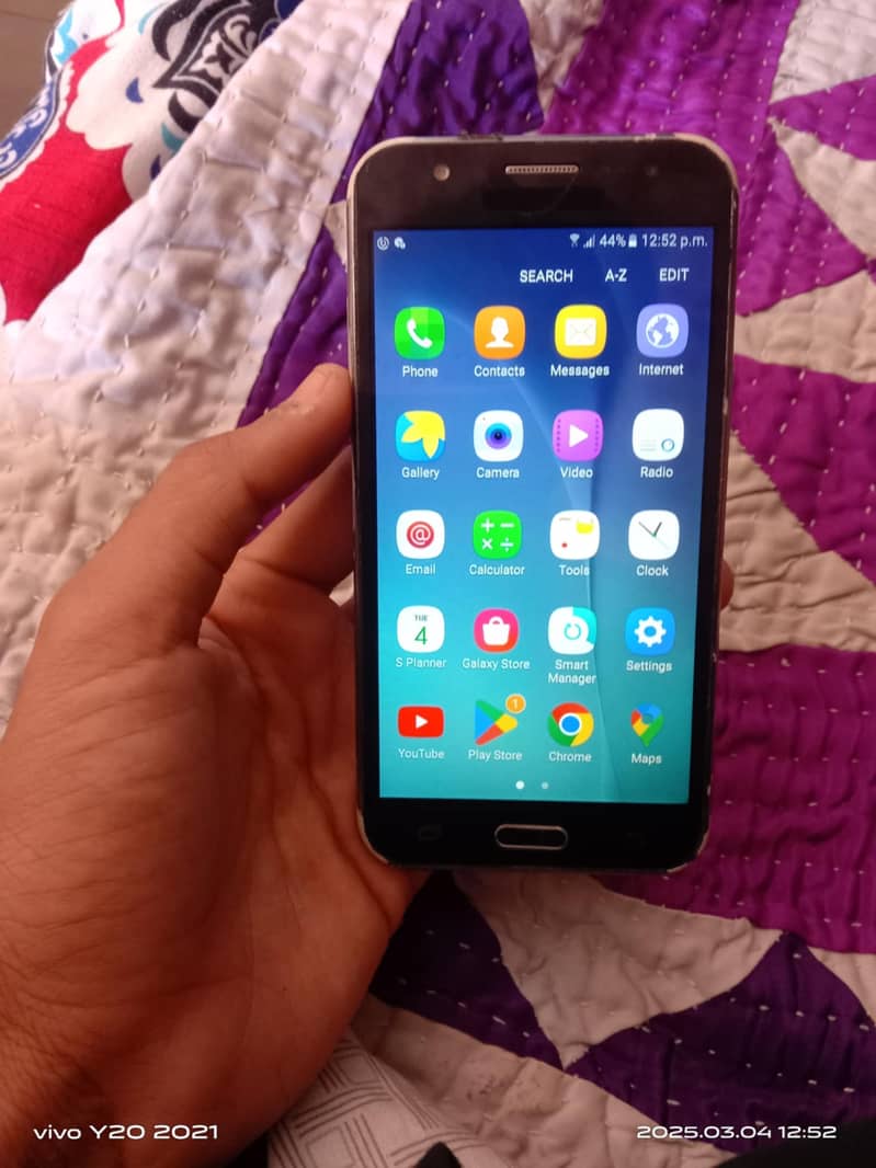 Samsung Mobile J5 0