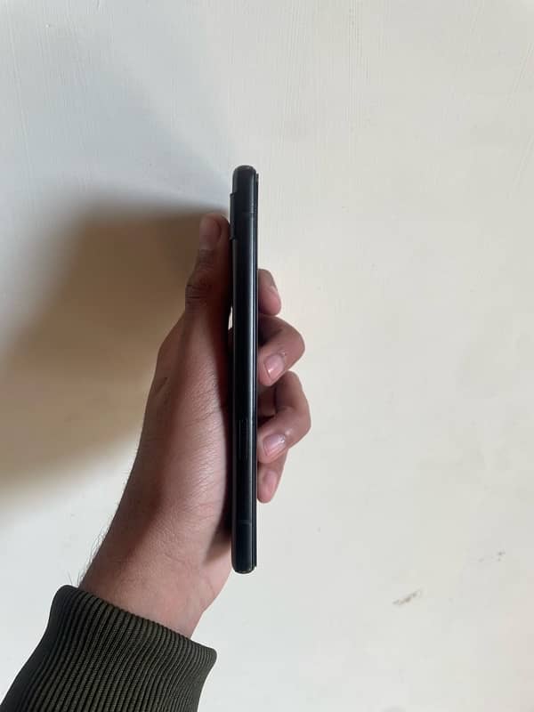 pixel 6a  urgent sale 5