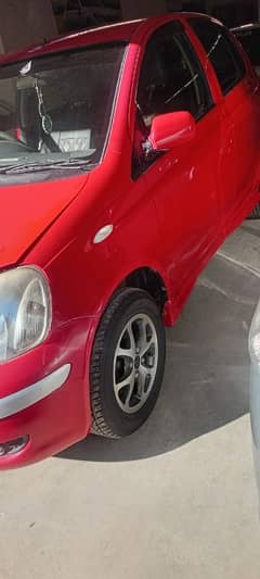 Toyota Vitz 2002