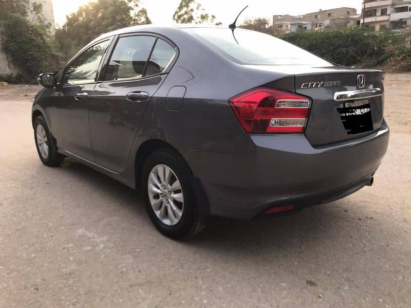 Honda City Aspire 2015 prosmetic genuine condition 3