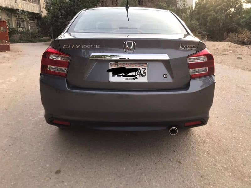 Honda City Aspire 2015 prosmetic genuine condition 4