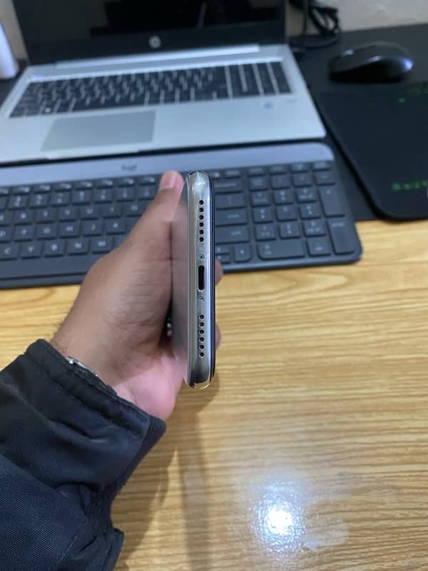 iPhone X 64GB PTA Approved 3