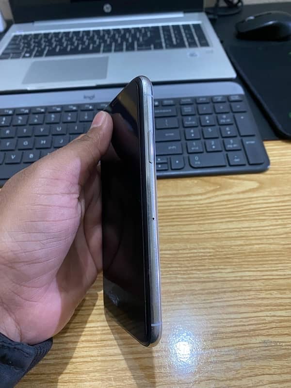 iPhone X 64GB PTA Approved 7