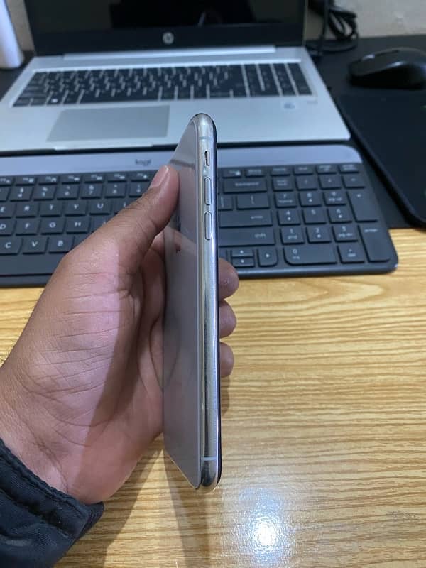 iPhone X 64GB PTA Approved 8