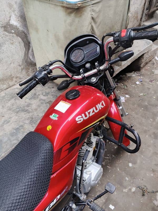 Suzuki 110s good condition me new condition ha abi 2