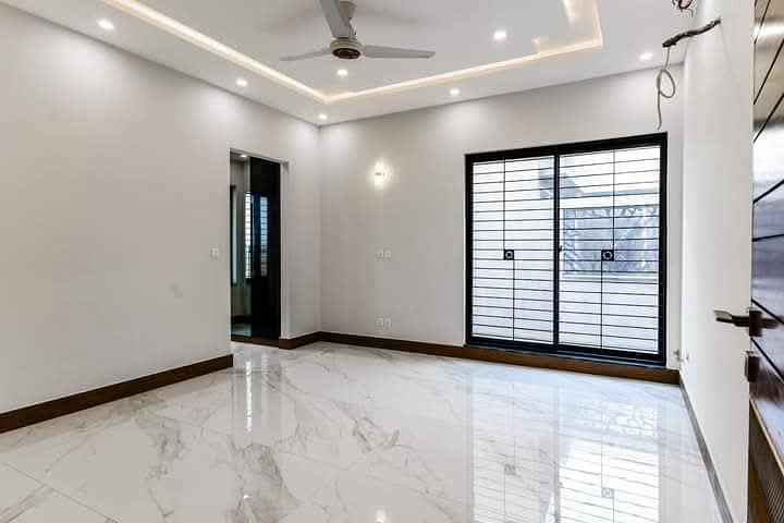 5 Marla full house available for rent in dha phase 9 town very good location 19