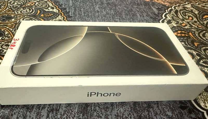 Brand new in sealed box Apple iPhone 16 Pro Max unlocked 256GB 4