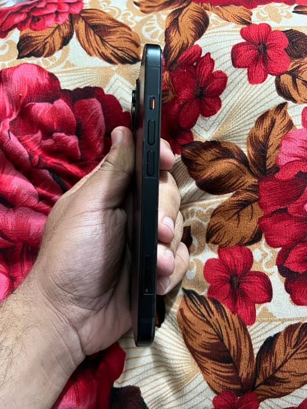 iPhone 15 non pta 4