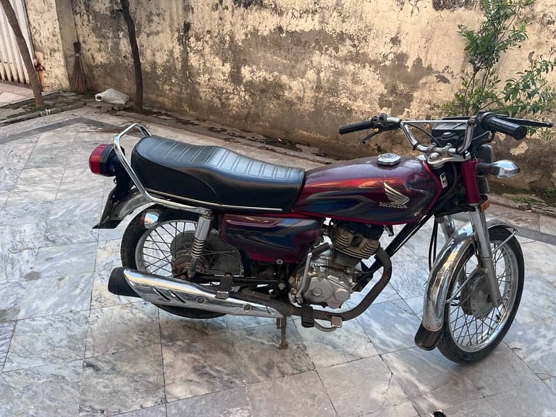 Honda CG-125 6