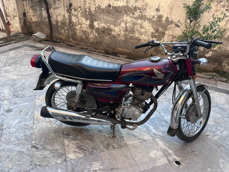 Honda CG-125 7