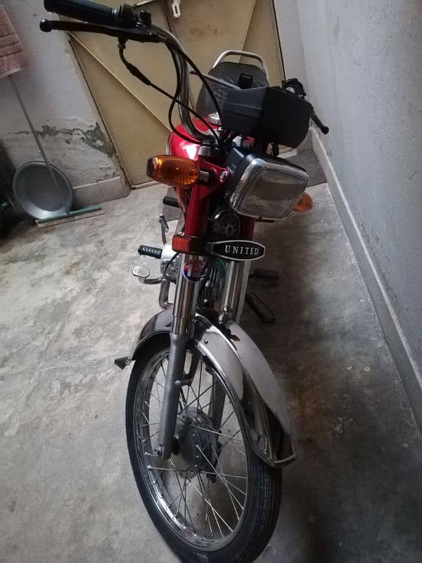 one hand use bike only office use peshawar number 0