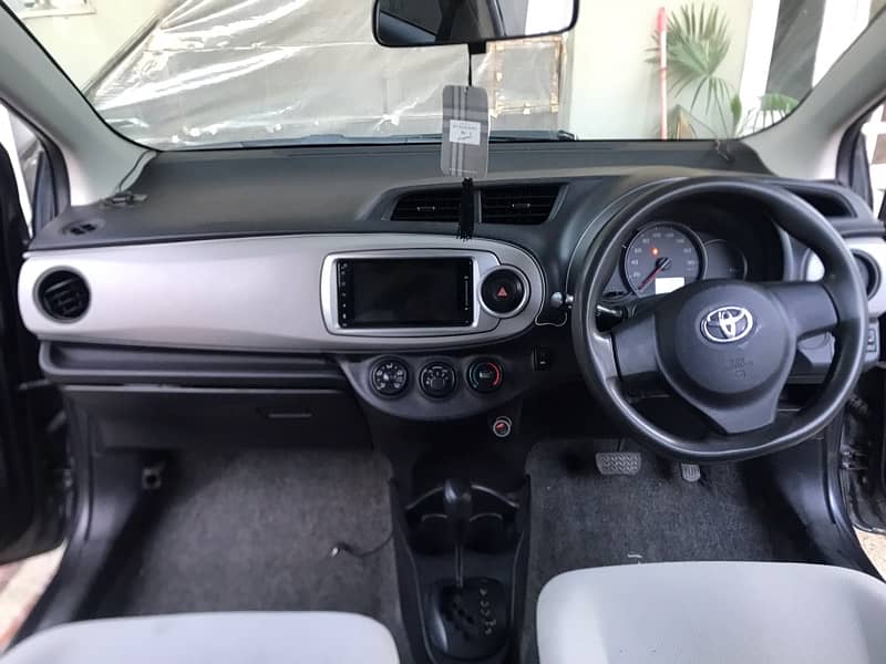 Toyota Vitz 2014/2016 Reg 6