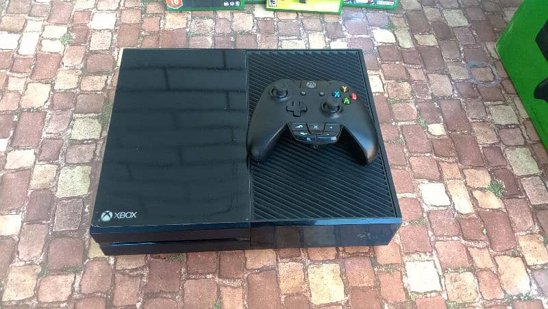 Xbox one 500 Gb 3